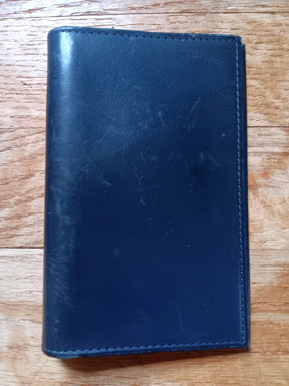 Vintage Coach Men's Navy Blue Slim Genuine Leather Billfold Wallet - Picture 2 of 5